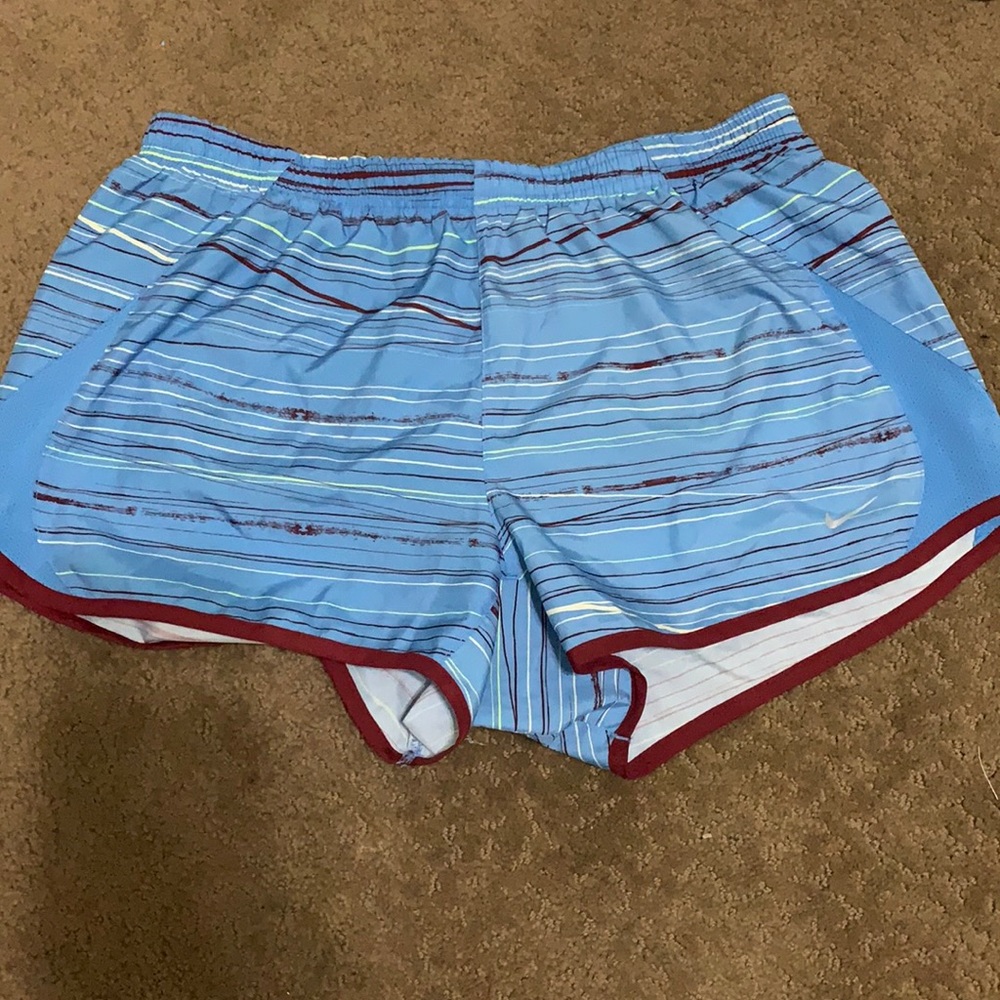 Nike Shorts Size: Medium